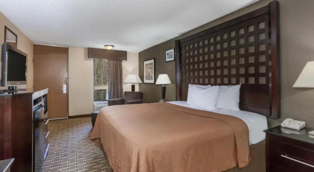 Номер Standard Super 8 by Wyndham Atoka