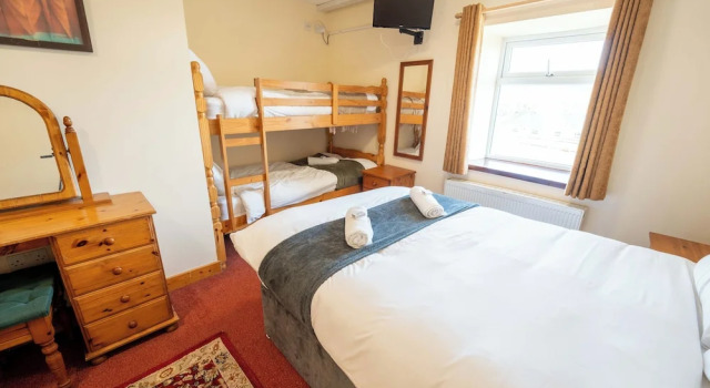 Четырёхместный номер Standard Áras BnB and Self Catering Accommodation
