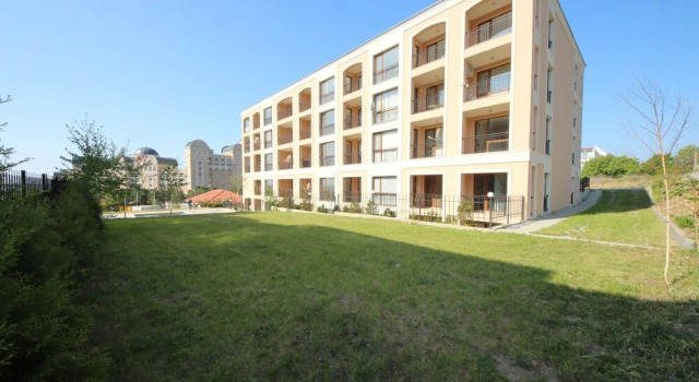 Menada Apartments in Villa Yurta