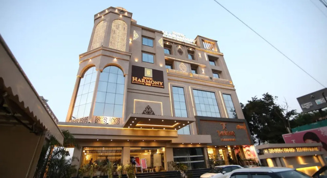 Hotel Harmony Inn, Забронировать Отель Отели Мератх с парковкой, Парковка