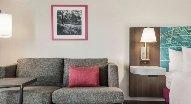 Hampton Inn Brooklyn Park, Забронировать Отель Бруклин-Парк Twin Cities