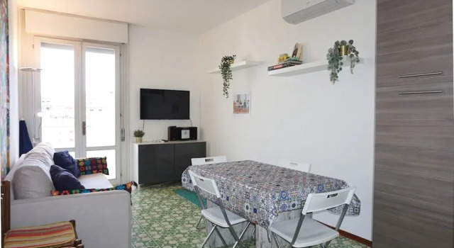 Beautiful Beachfront Apartment With Terrace Sea View and Swimming Pool, Забронировать Апартаменты/квартира Каорле Линьяно-Ривьера
