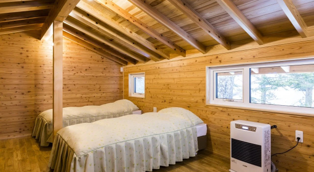 Cottage in Log Cabin