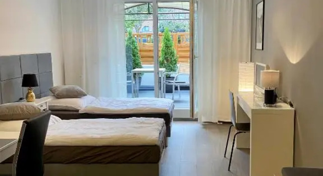 Stadt-Apartment Düsseldorf, Забронировать Апартаменты/квартира Дюссельдорф Северный Рейн-Вестфалия, рядом с Dusseldorf Botanical Garden