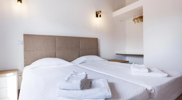 I 3 - Apartment 3 in St. Johns Countryside Getaway, Rezerwuj Apartament Hotele w Algarve z parkingiem, Parking