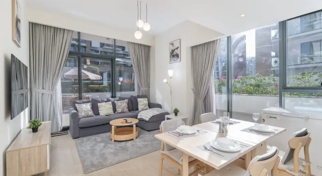 Indulging 1 Bedroom in Azizi Riviera 6