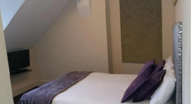 Devonshire House Hotel