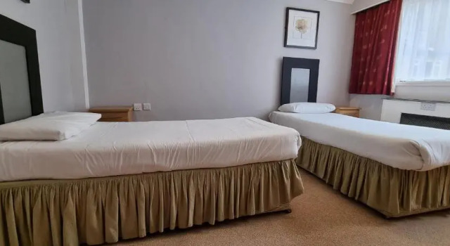 Двухместный номер Standard Crown Hotel - Stone, Near Stoke-On-Trent by OYO