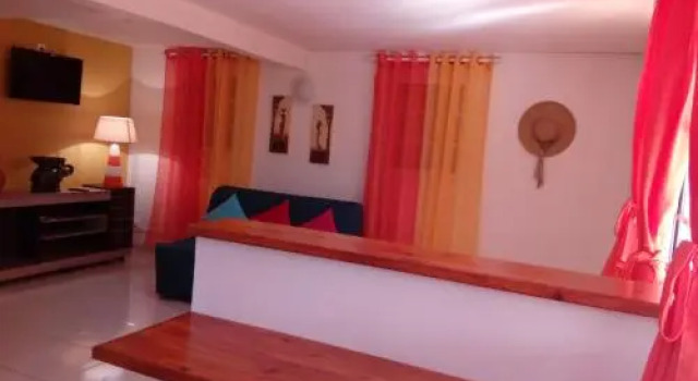 Rico, Prenota Appartamento Hotel a Grande-Terre con piscina, Piscina