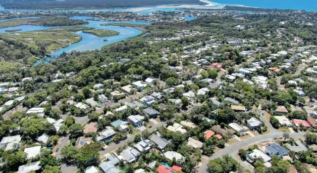 Коттедж The Shack Noosa