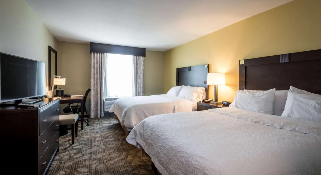 Четырёхместный номер Standard Hampton Inn Indianapolis NW/Zionsville