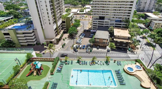 Номер Standard Waikiki Banyan - Pool Deck Level Tower 1 Suite 610