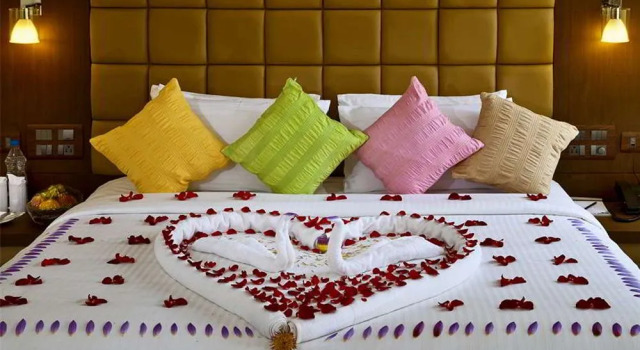 Hill Tree Inn Luxury Resort & Spa
