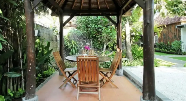 Private Room in Nusa Dua 300 Meters From Beach, Забронировать Вилла Виллы провинции Бали, Вилла