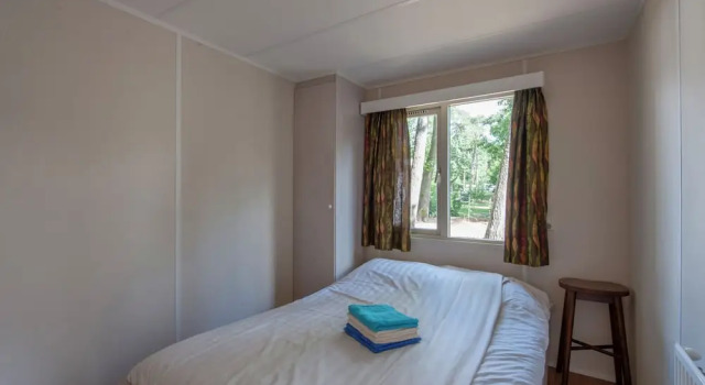 Ground Floor Chalet With Microwave in Natural Surroundings, Book Chalet Hotels in Mierlo with a Pool, Swimming Pool