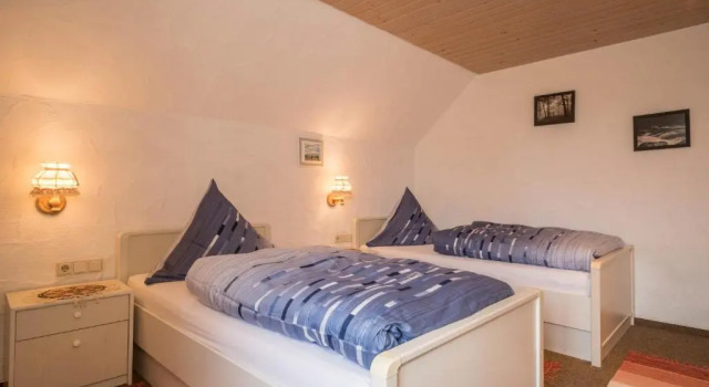 Ferienhof Wetzel FeWo 2, Varaa Huoneisto Hotellit Baijeri pysäköinnillä, Pysäköinti
