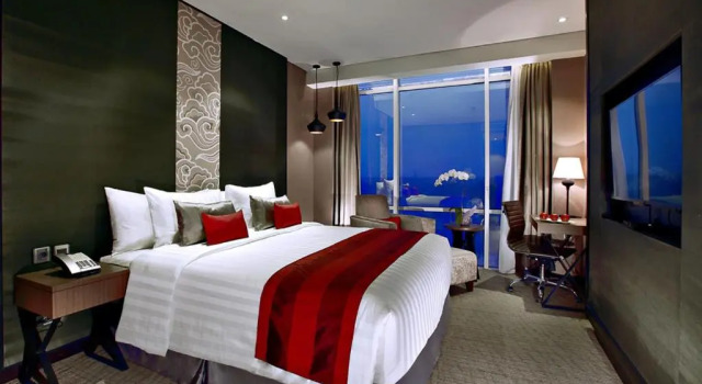 Люкс Business Aston Priority Simatupang Hotel and Conference Center