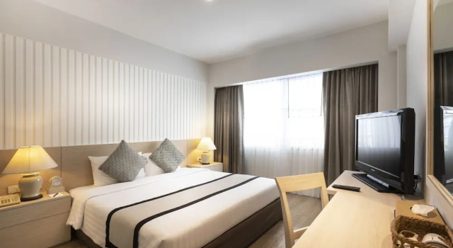 Люкс c 1 комнатой с балконом Classic Kameo Hotel and Serviced Apartments, Sriracha