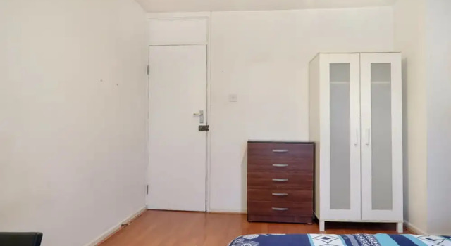 Brick Lane Deluxe Guest Room, Забронировать Гостевой дом Хокни Лондон, рядом с 19 Princelet St Museum