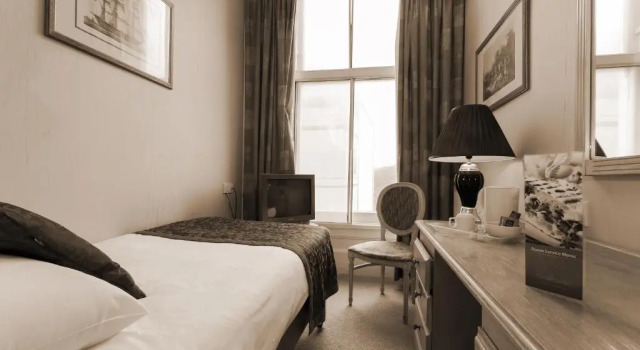 Одноместный номер Standard Royal Albion Hotel