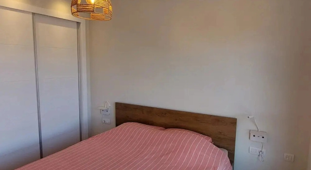 Flat in Villajoyosa With Sea Views & Pool