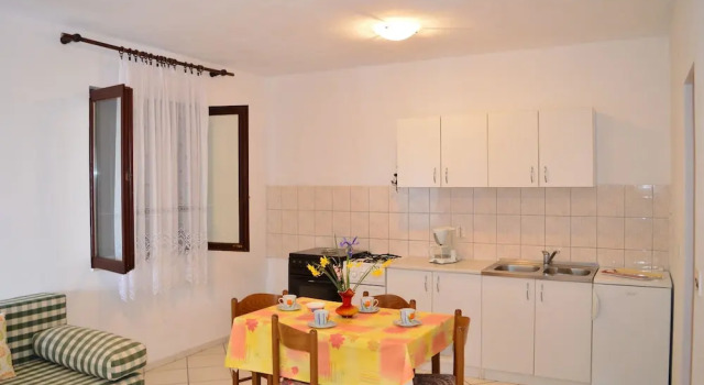 Апартаменты Apartments Ivica Pakostane