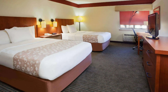 Четырёхместный номер Standard Travelodge by Wyndham Columbus State University