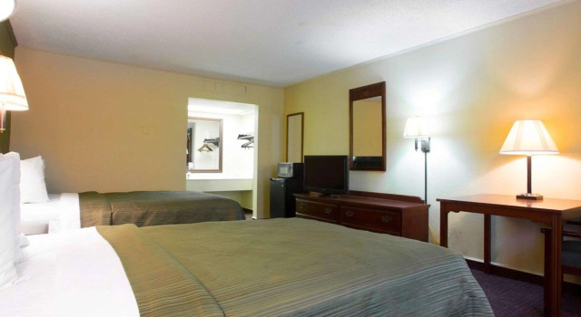 Rodeway Inn Harbison Area, Rezervați Hotel St. Andrews Statele Unite ale Americii