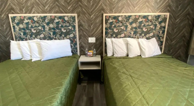 Номер Standard Harbor Inn