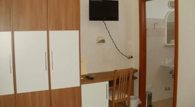 Трёхместный номер Standard Hotel Mucciolini