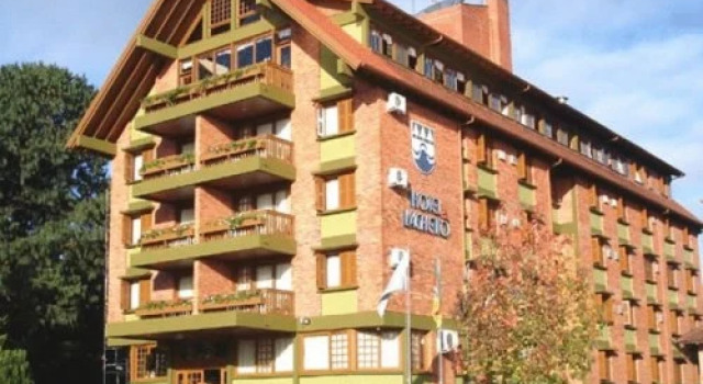 Полулюкс Hotel Laghetto Gramado