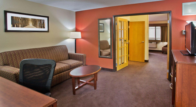 AmericInn by Wyndham Grand Forks, Забронировать Отель Отели Гранд-Форкс 3 звезды, 3*