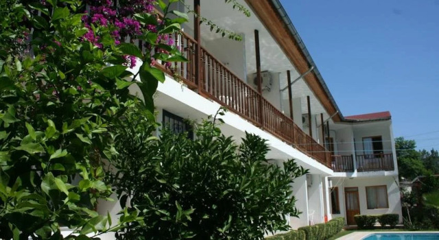 Sehrazat Hotel