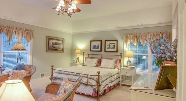The Park Street Inn, Varaa Hotelli Bellaire Michigan