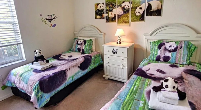 Panda Palace, Rezerwuj Apartament Four Corners Floryda