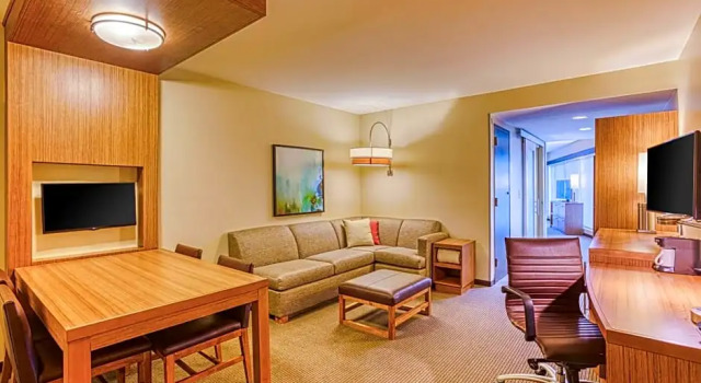 Номер с ванной для гостей с ограниченными возможностями Hyatt Place Greensboro Downtown