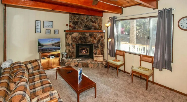 Cabin in the Pines, Prenota Casa vacanze Hotel a Moonridge con parcheggio, Parcheggio