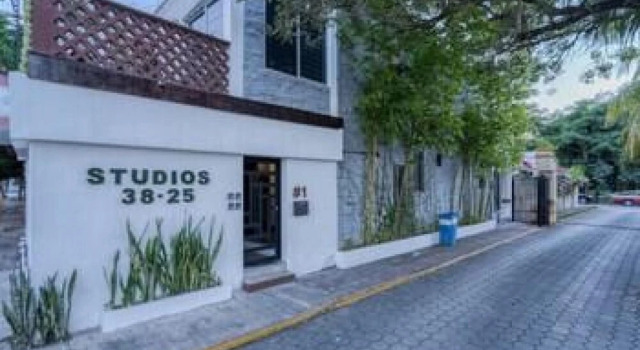 Lovely Studios in PDC 5 min to the Beach