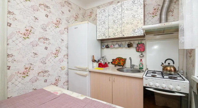 Comfortable apartments on Hrushevskogo street near 16 city hospital, Buchen Sie Ferienwohnung Hotels in Oblast Dnipropetrowsk mit Parkplatz, Parkplätze