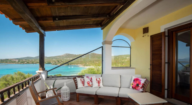 Beautiful two bedroom apartment located in the splendid setting of the village “Pedra Rosa”, just 10-Pedra Rosa A2, Prenota Appartamento Golfo Aranci Costa Smeralda
