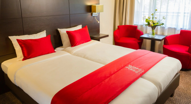 Van der Valk Hotel Avifauna, Book Hotel Hoteller i Zuid-Holland med parkering, Parkering