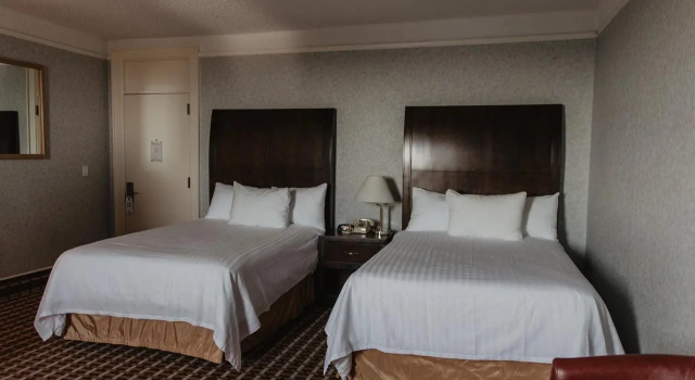 Prince Arthur Waterfront Hotel and Suites