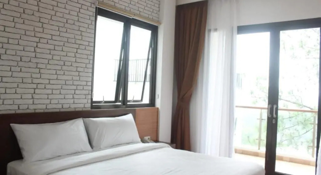 Deluxe Dvoulůžkový s manželskou postelí pokoj a výhledem na hory Are You And I Bed & Breakfast