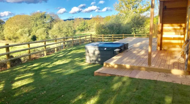 Коттедж с 6 комнатами Blackdown Views - New 6 Bedroom Eco House