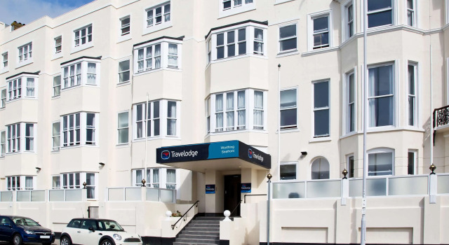 Travelodge Worthing Seafront, Забронировать Отель Отели Исторического графства Суссекса 3 звезды, 3*