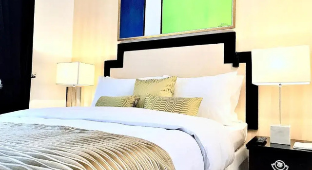 Люкс Luxury с 2 комнатами с видом на город Luxury Apartments MONDRIAN Market Square III