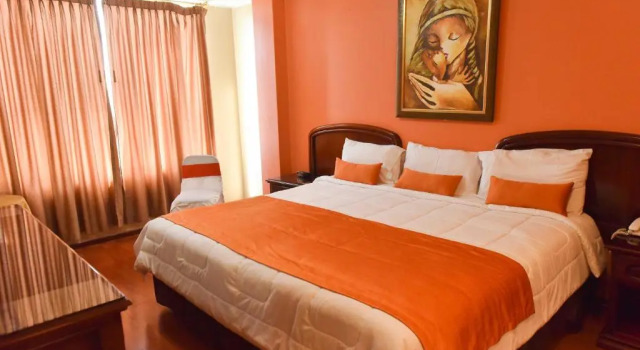 Полулюкс Hotel Makroz