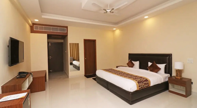 Номер Deluxe OYO 26911 Kcg Hotels