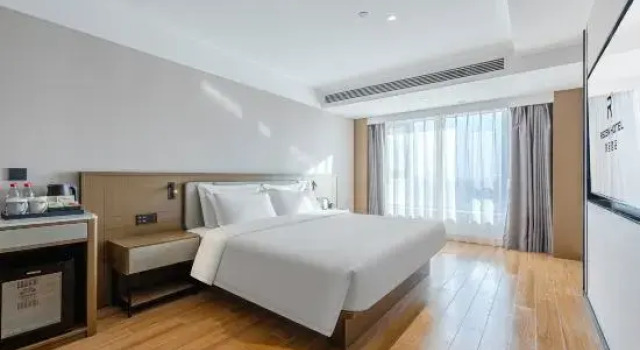 Трёхместный люкс с видом на город Rezen Hotel Zibo Shandong University of Technology