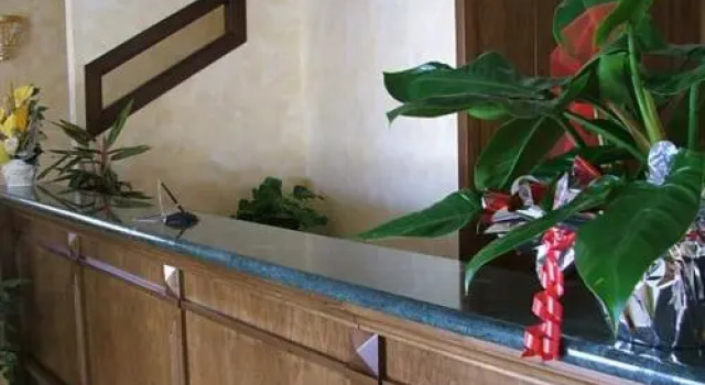 Hotel Valeria, Varaa Hotelli Simbario Calabria